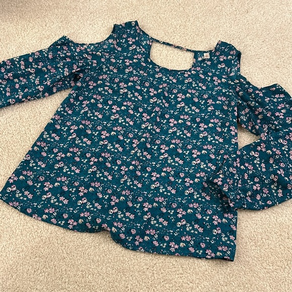 Top Bundle - Medium - Picture 3 of 4